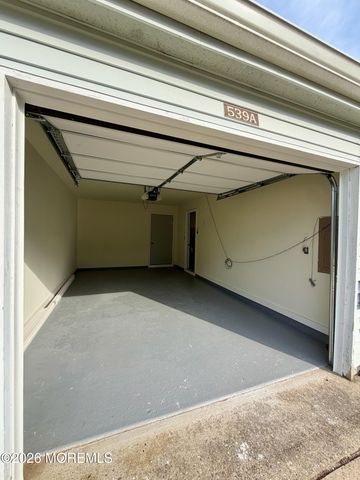539A Warwick Court, Manchester, NJ 08759
