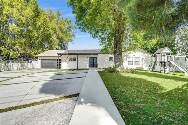 23245 Gonzales Drive, Woodland Hills, CA 91367