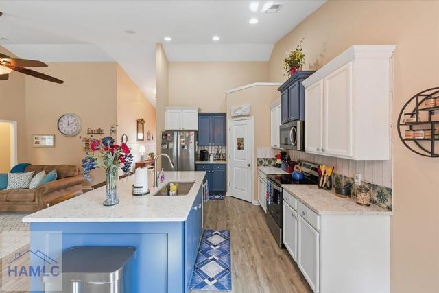 390 Catalina Cut, Richmond Hill, GA 31324