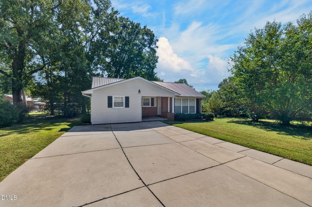 1408 Harriet Drive, Burlington, NC 27215