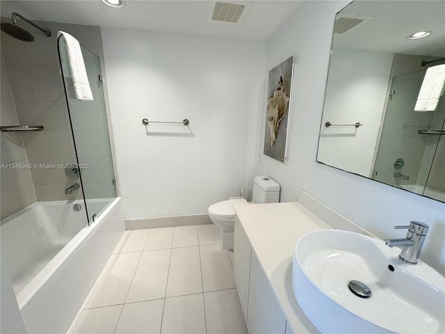 2602 E HALLANDALE BEACH BLVD R1409, Hallandale Beach, FL 33009