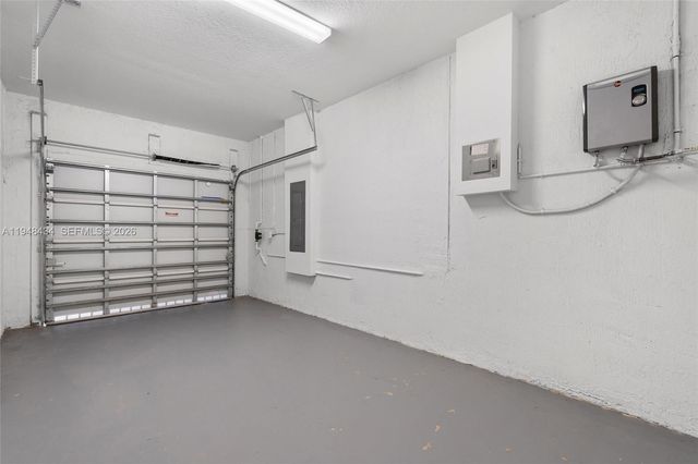 2405 NW 131st Cir, Miami, FL 33167