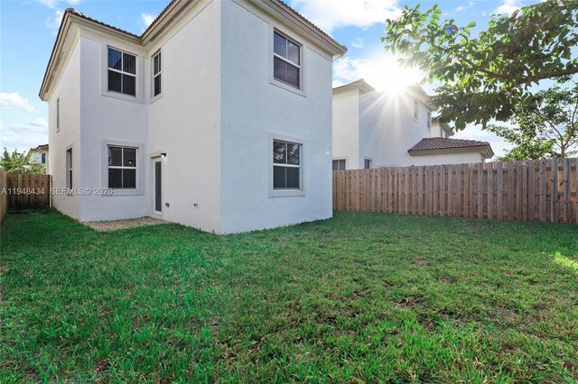 2405 NW 131st Cir, Miami, FL 33167