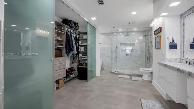 3100 NE 48th St PH18, Fort Lauderdale, FL 33308