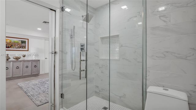 3100 NE 48th St PH18, Fort Lauderdale, FL 33308