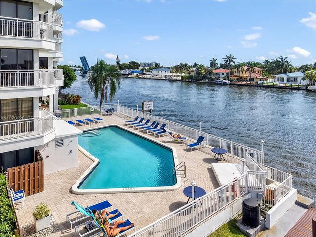 3100 NE 48th St PH18, Fort Lauderdale, FL 33308