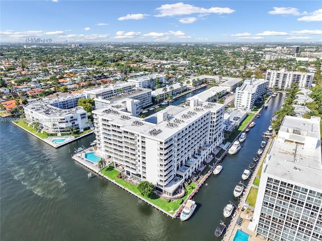 3100 NE 48th St PH18, Fort Lauderdale, FL 33308