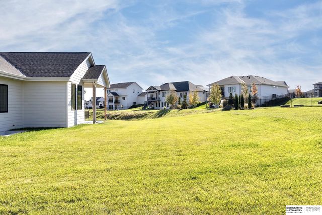 21229 Boyd Street, Omaha, NE 68022