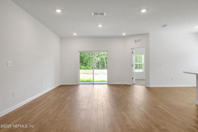 14474 FIREBIRD Drive, Jacksonville, FL 32234