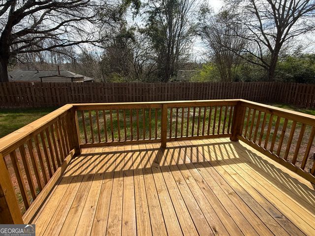 103 Skyland Drive E, Locust Grove, GA 30248