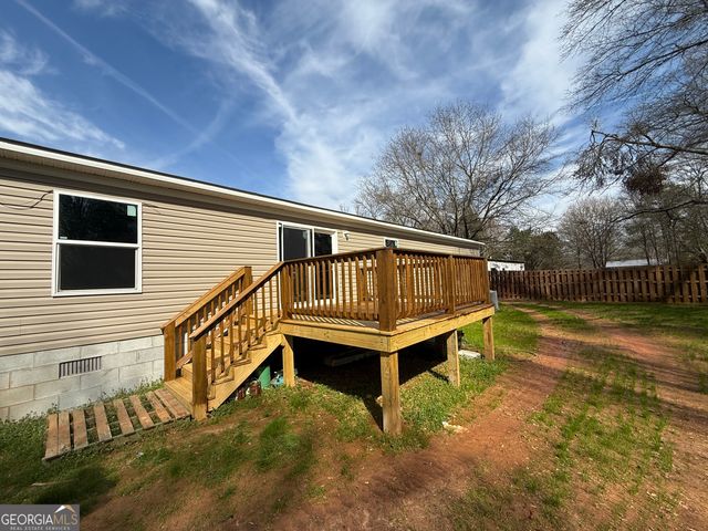 103 Skyland Drive E, Locust Grove, GA 30248