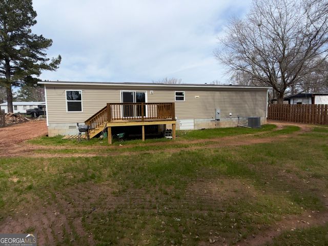 103 Skyland Drive E, Locust Grove, GA 30248