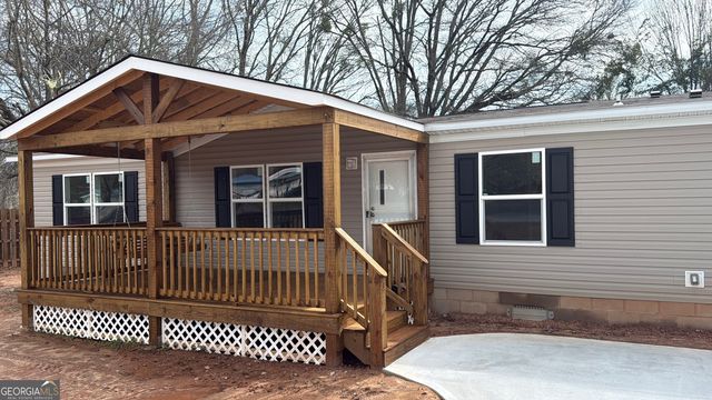 103 Skyland Drive E, Locust Grove, GA 30248