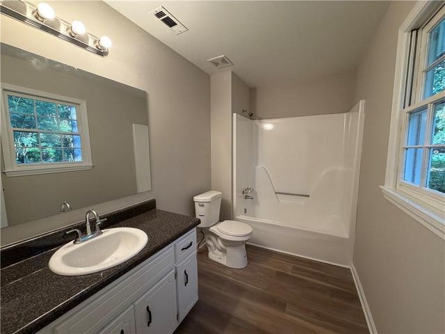 8744 Collins Drive, Jonesboro, GA 30236
