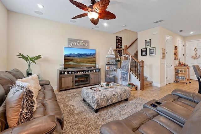 2155 VALENCIA BLOSSOM STREET, Clermont, FL 34711