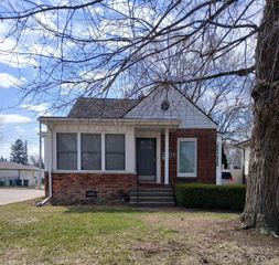 22646 Lakeland Street, Saint Clair Shores, MI 48081