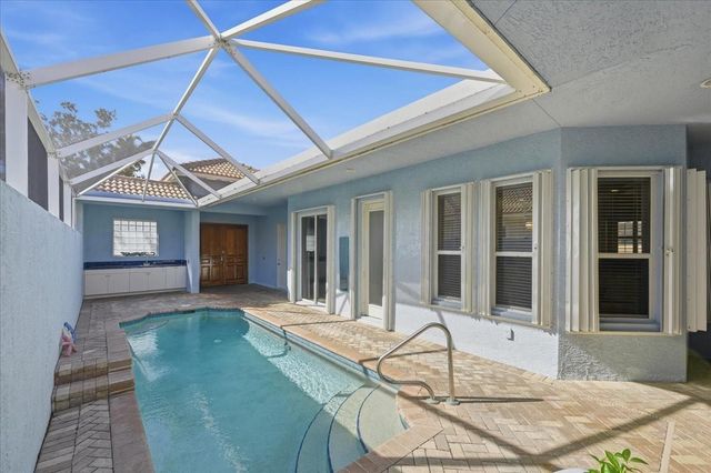 3336 Caracal Dr, Hutchinson Island, FL 34949