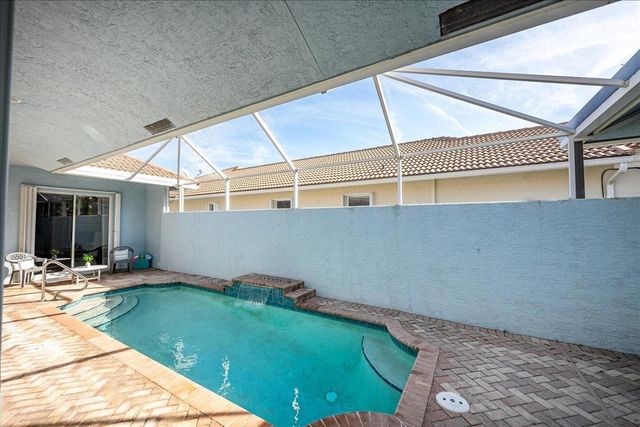 3336 Caracal Dr, Hutchinson Island, FL 34949