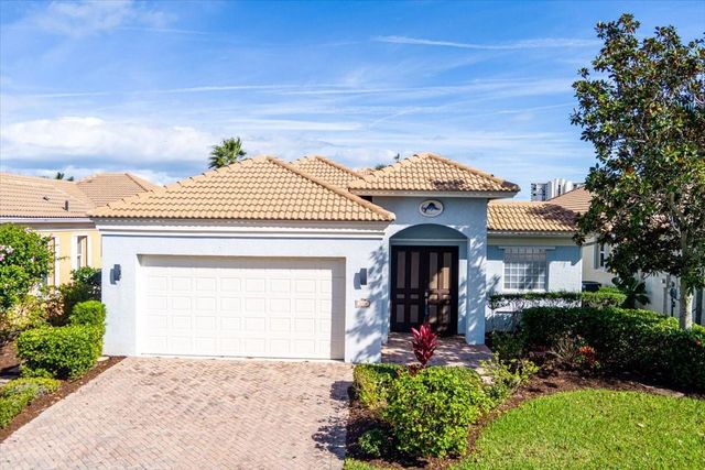 3336 Caracal Dr, Hutchinson Island, FL 34949