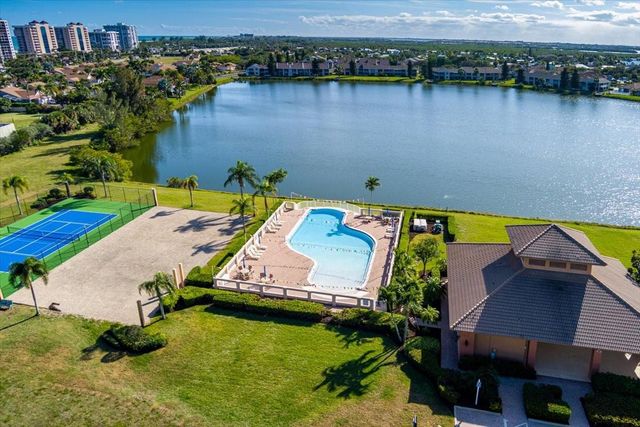 3336 Caracal Dr, Hutchinson Island, FL 34949