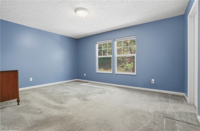 182 Elizabeth Pky, Akron, OH 44304