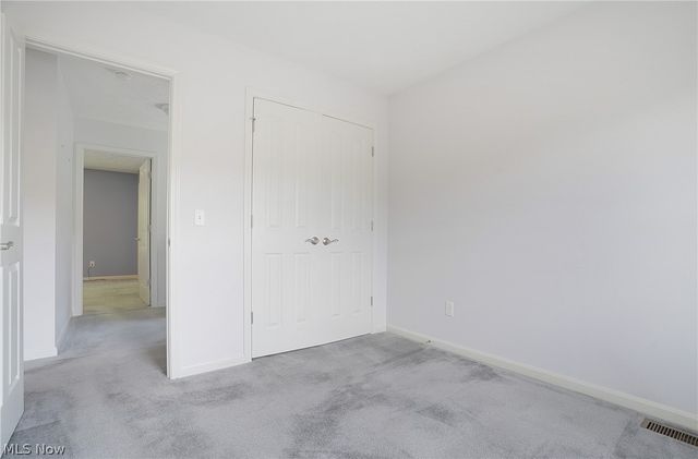 182 Elizabeth Pky, Akron, OH 44304