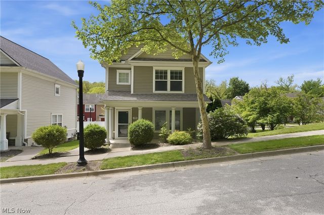 182 Elizabeth Pky, Akron, OH 44304