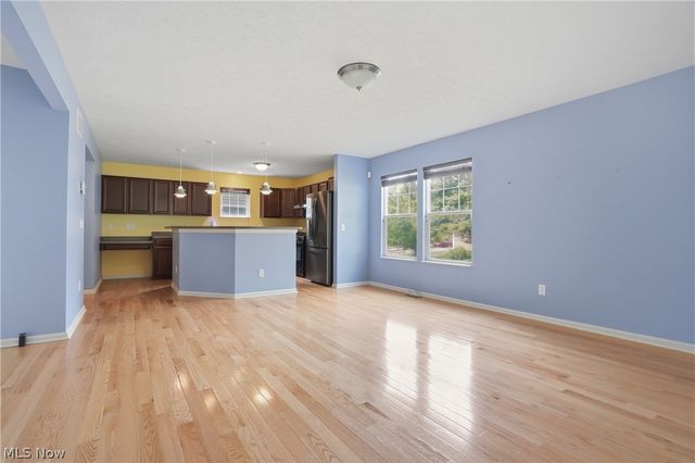 182 Elizabeth Pky, Akron, OH 44304