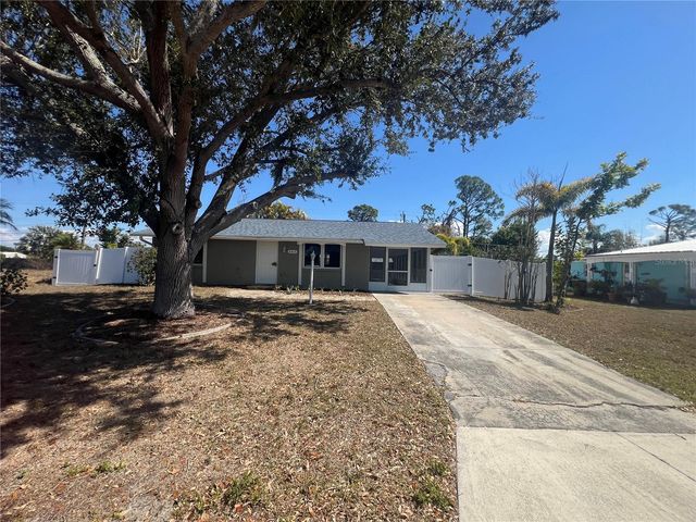 449 SKYLARK LANE NW, Port Charlotte, FL 33952