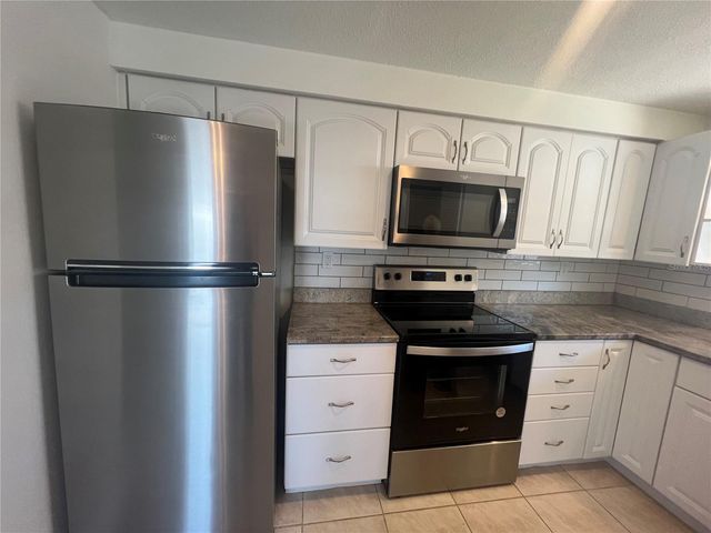 449 SKYLARK LANE NW, Port Charlotte, FL 33952