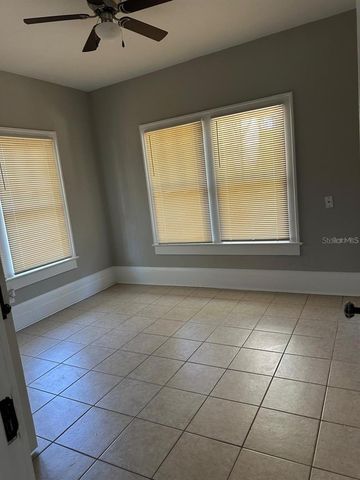 221 N JULIA AVENUE, Deland, FL 32720