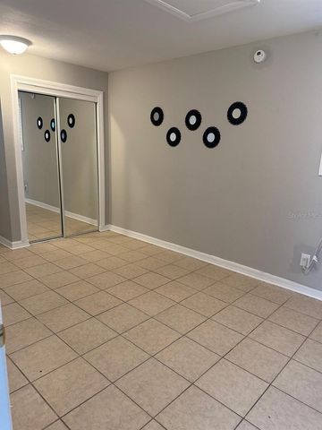 221 N JULIA AVENUE, Deland, FL 32720