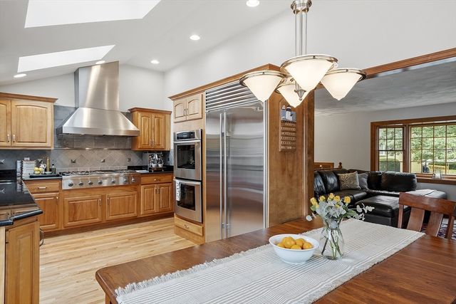 9 Donald Road, Billerica, MA 01821
