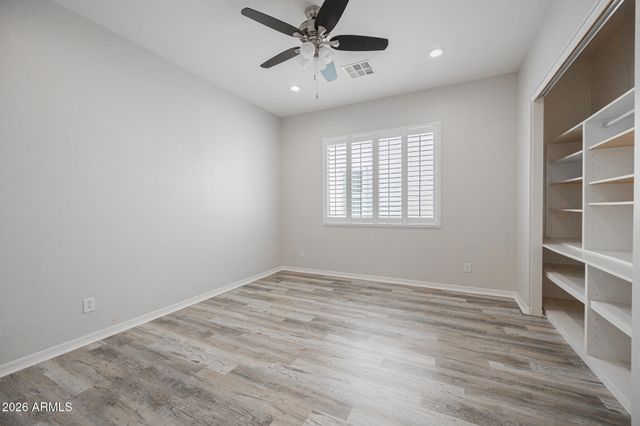 4652 E DONATO Drive, Gilbert, AZ 85298