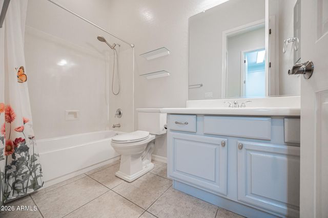 4652 E DONATO Drive, Gilbert, AZ 85298