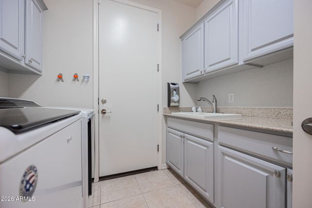 4652 E DONATO Drive, Gilbert, AZ 85298
