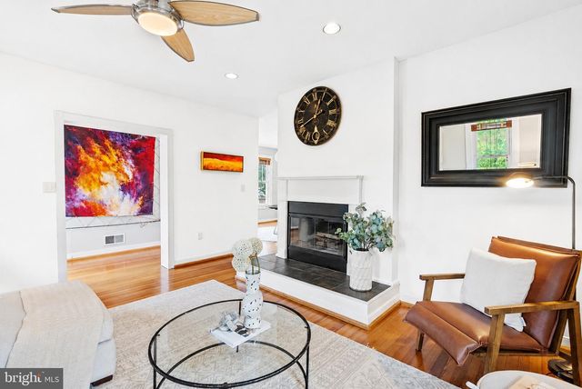 5213 CATHEDRAL AVE NW, Washington, DC 20016