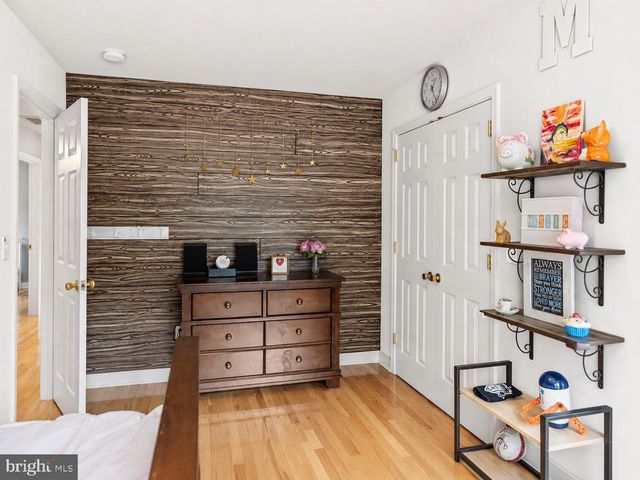 5213 CATHEDRAL AVE NW, Washington, DC 20016