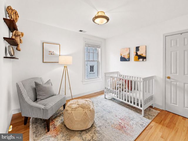 5213 CATHEDRAL AVE NW, Washington, DC 20016