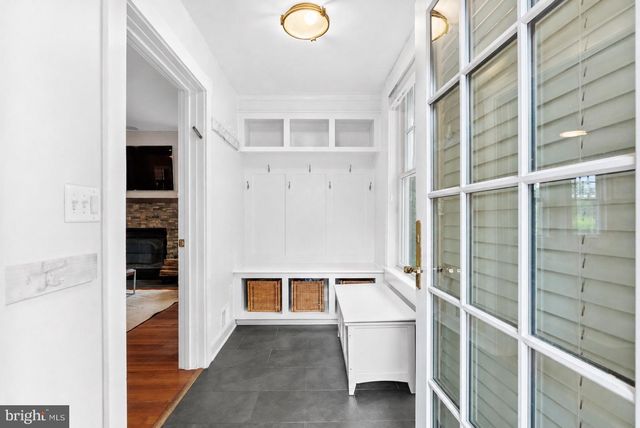 5213 CATHEDRAL AVE NW, Washington, DC 20016