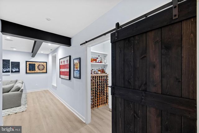 5213 CATHEDRAL AVE NW, Washington, DC 20016
