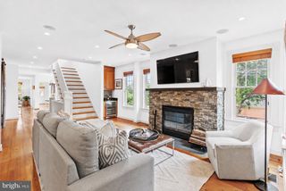 5213 CATHEDRAL AVE NW, Washington, DC 20016