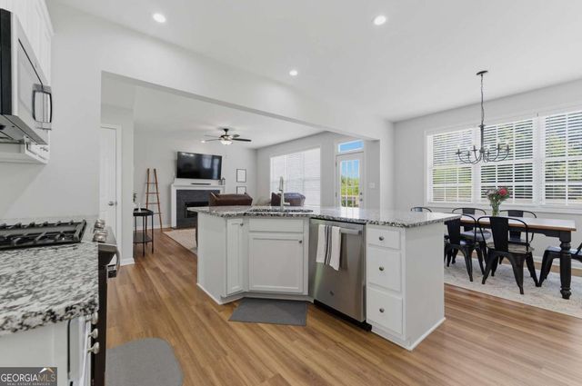 2638 Chandler Grove Court, Buford, GA 30519