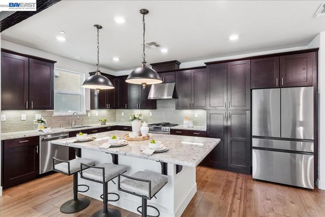 4036 Bothrin St, Dublin, CA 94568