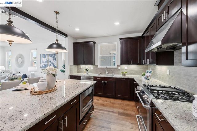 4036 Bothrin St, Dublin, CA 94568