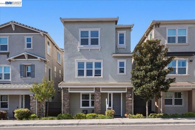 4036 Bothrin St, Dublin, CA 94568