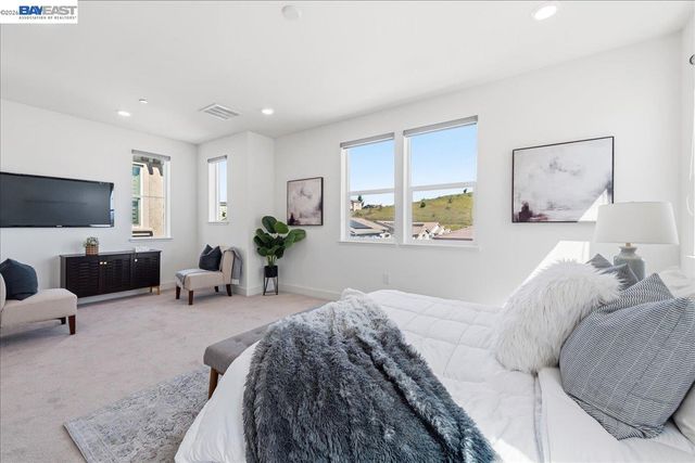 4036 Bothrin St, Dublin, CA 94568