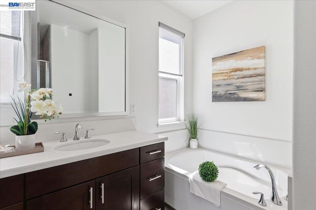 4036 Bothrin St, Dublin, CA 94568