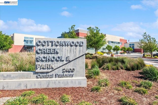 4036 Bothrin St, Dublin, CA 94568