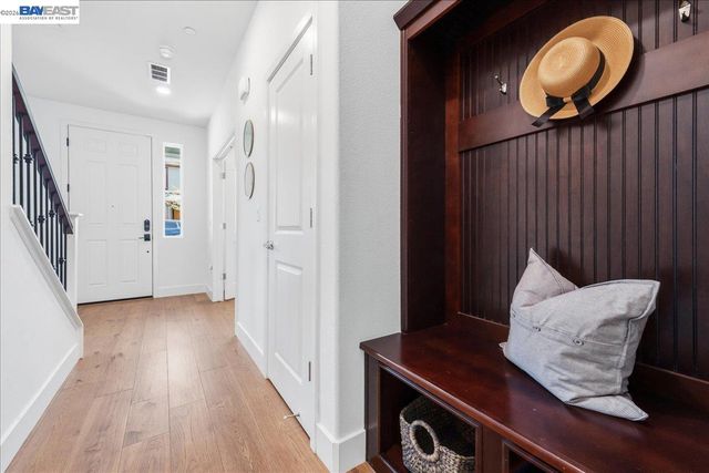 4036 Bothrin St, Dublin, CA 94568